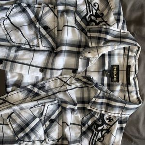 2 men’s flannels